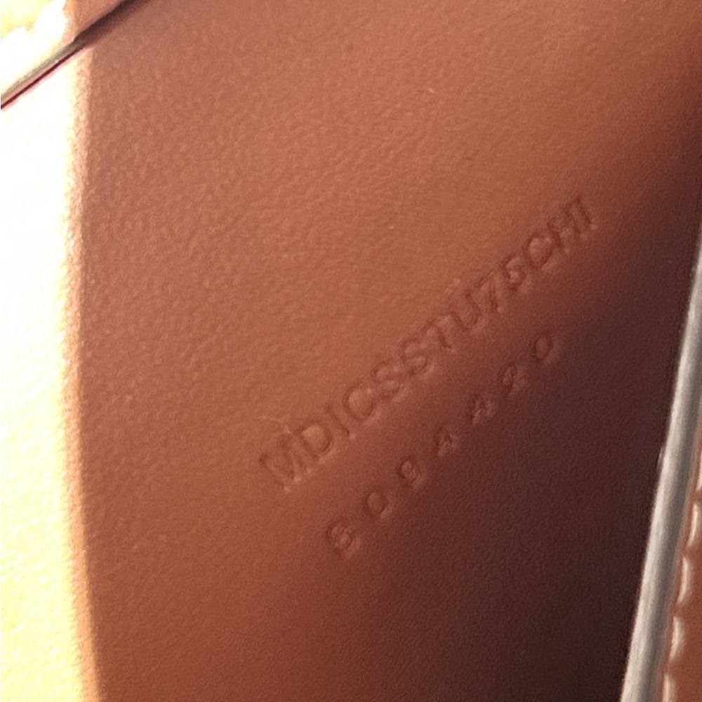 Burberry Tan Plaid Chain Crossbody with Gold Hardware - Picture 2 of 9